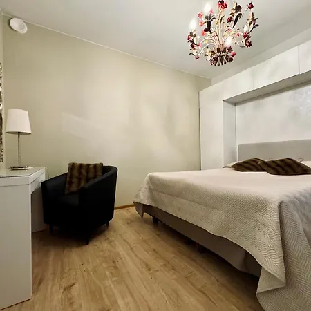 Flatsinroi Apartament *